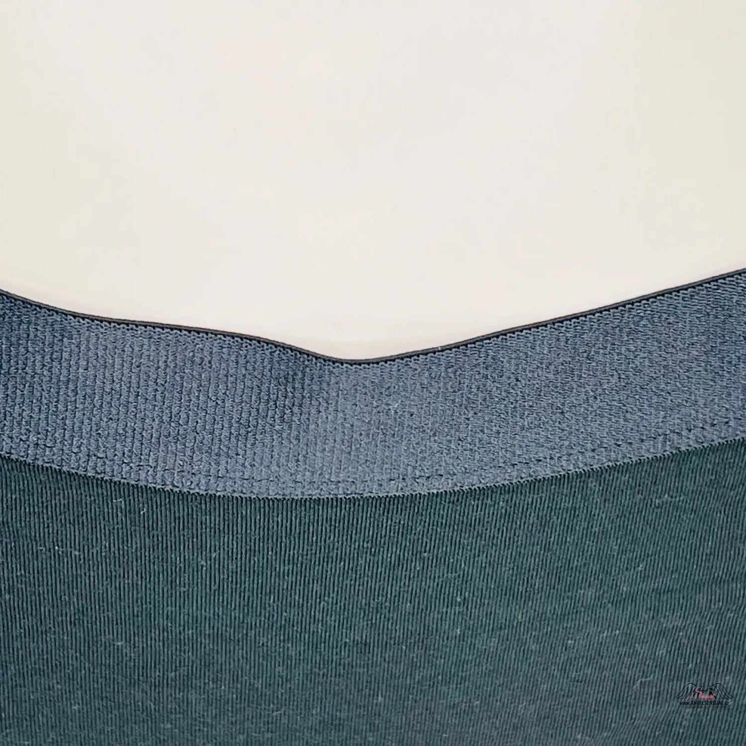 Dark green jednobarevné kalhotky shortie Victoria’s Secret Sportovní Kalhotky with šedým pasem