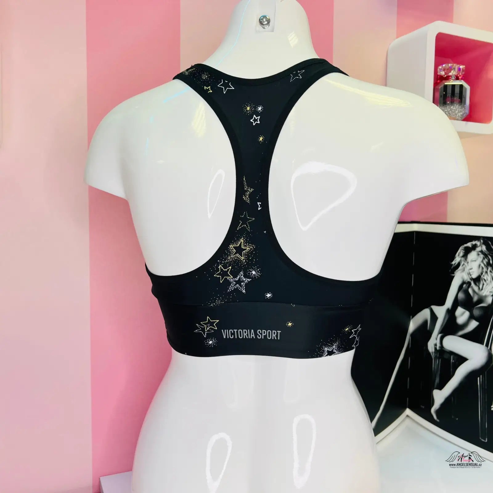 Black sportovní podprsenka s hvězdičkami, ideální pro sportovní apparel & accessories