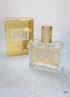 Victoria’s Secret Super Model EDP parfémová láhev s zlatými detaily a krabicí