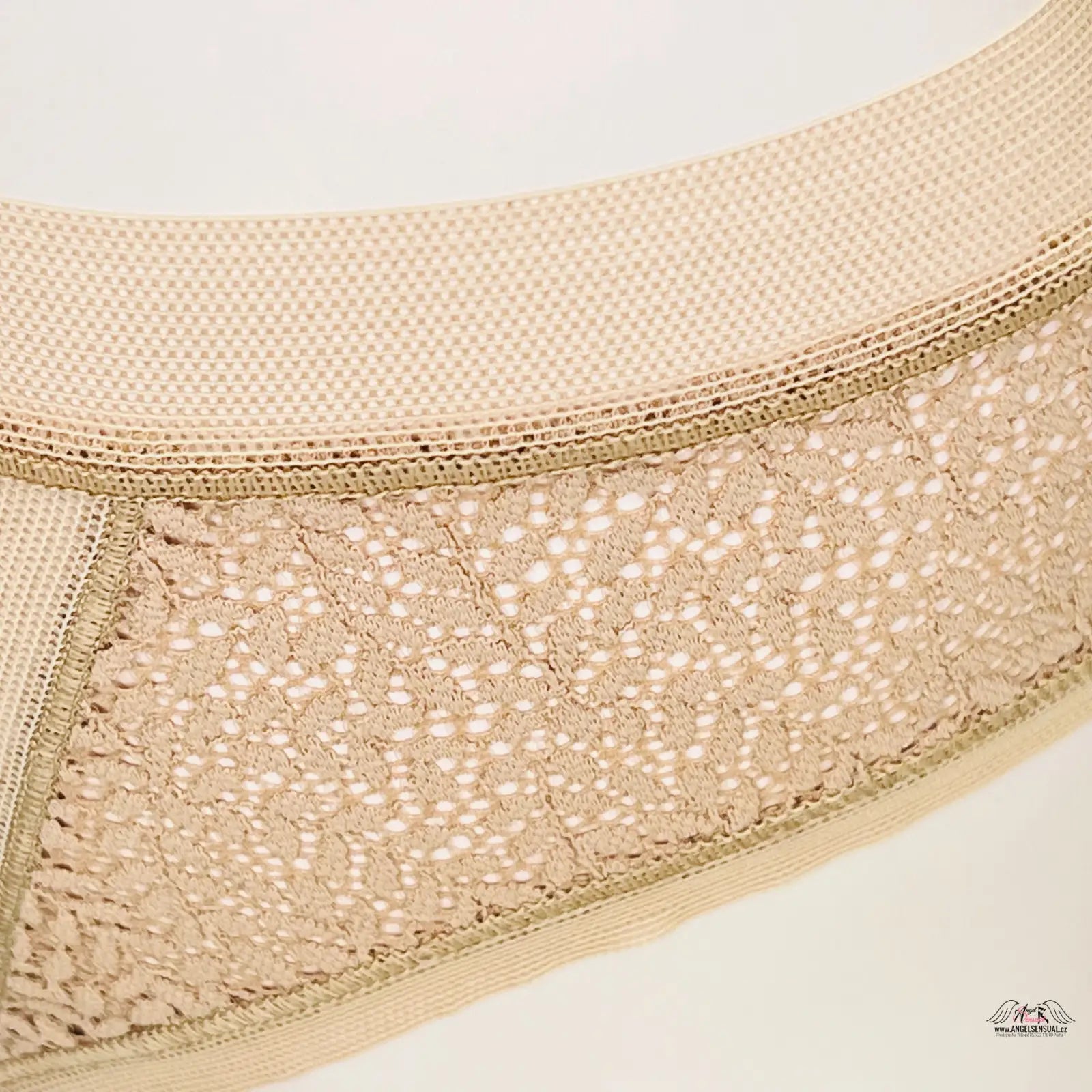 Beige lace and mesh underwear Victoria’s Secret Svůdné Kalhotky s jemnou síťovinou kolem celého obvodu