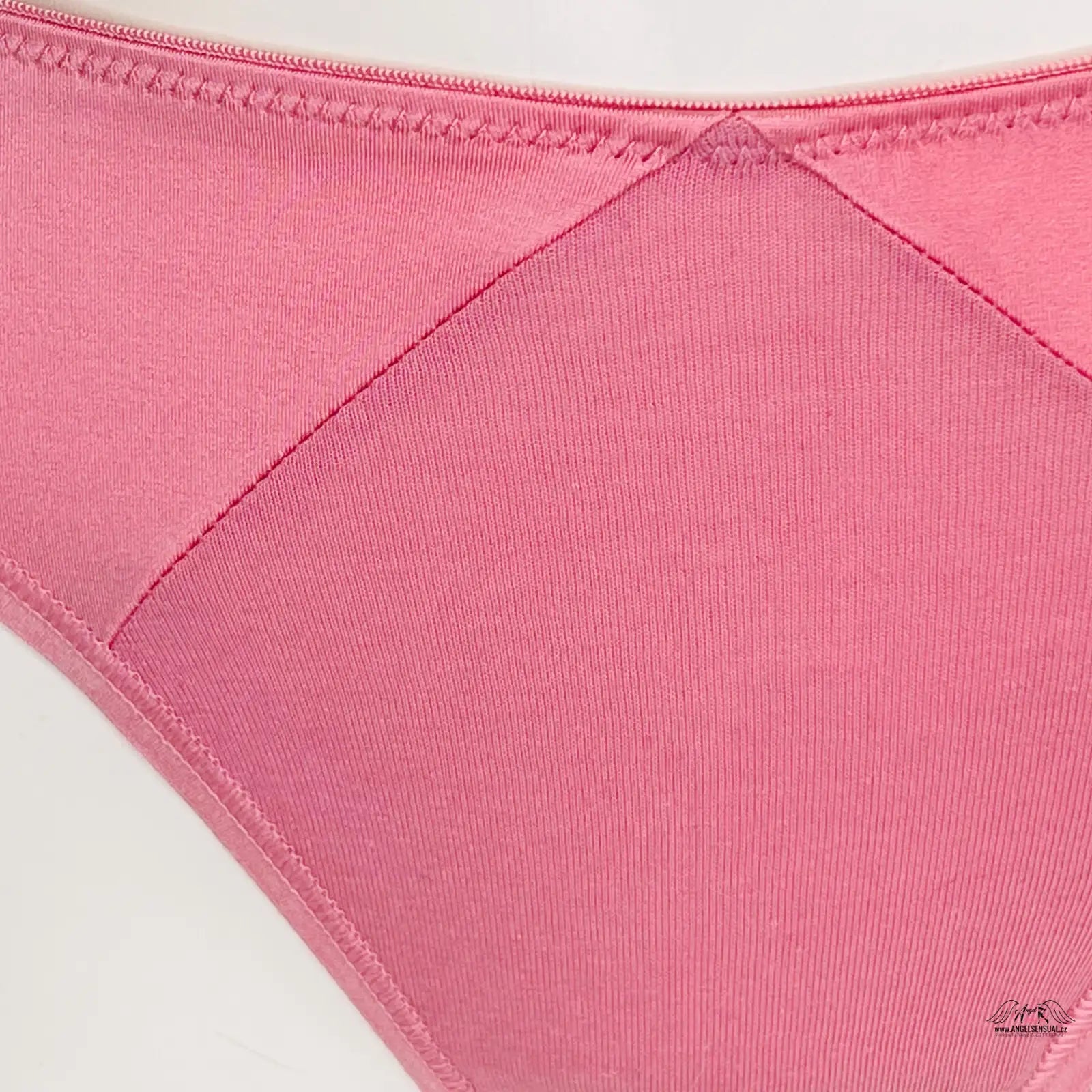Pink bavlněné tanga úzce střižené z kolekce Victoria’s Secret Tanga Classic