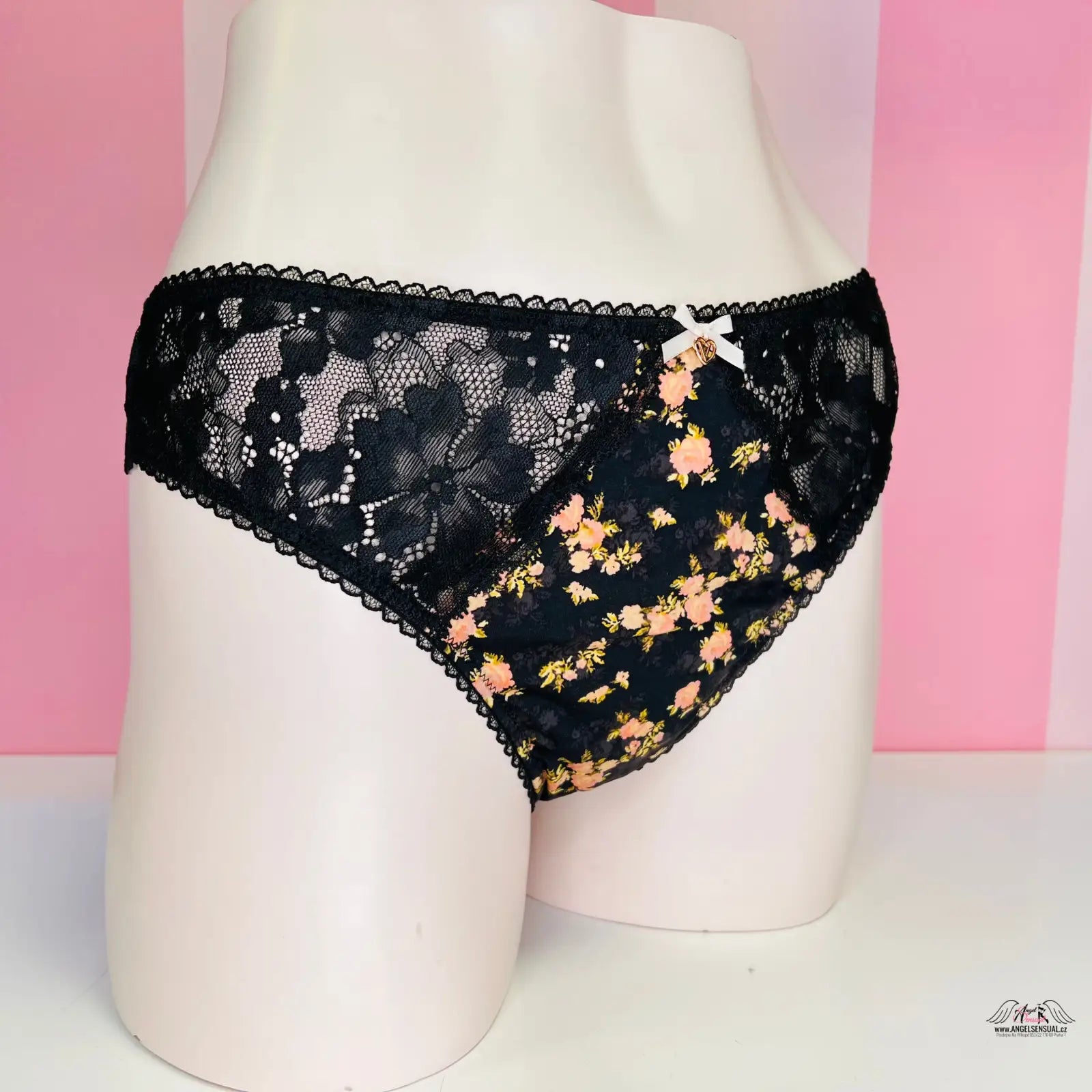 Krajkou kolem pasu elegantní vzorované tanga Victoria’s Secret Tanga Krajkové