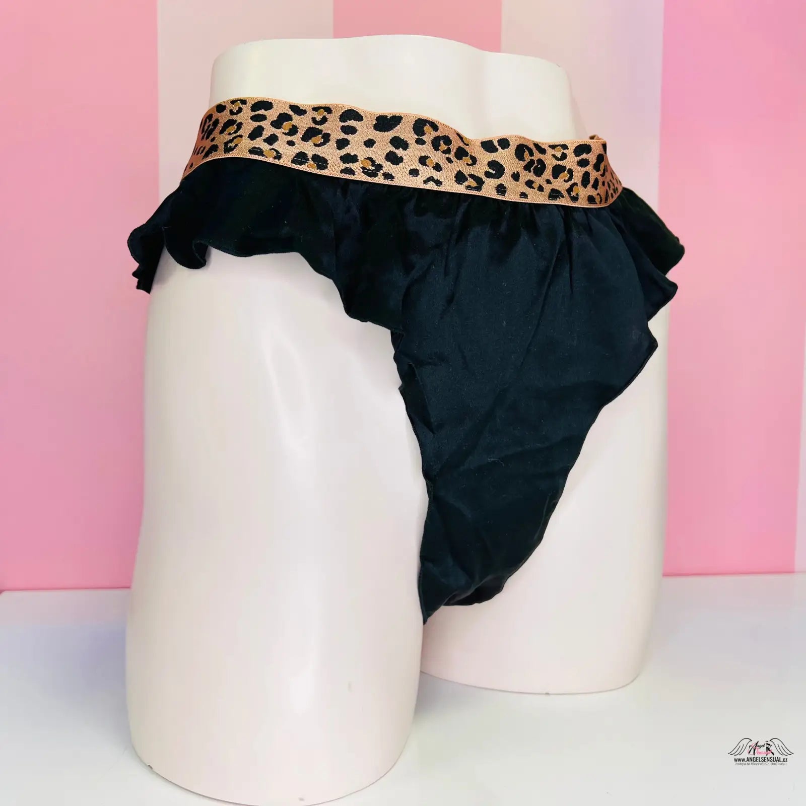 Hedvábné tanga s vysokým pasem a leopardím elastickým páskem pro maximální pohodlí