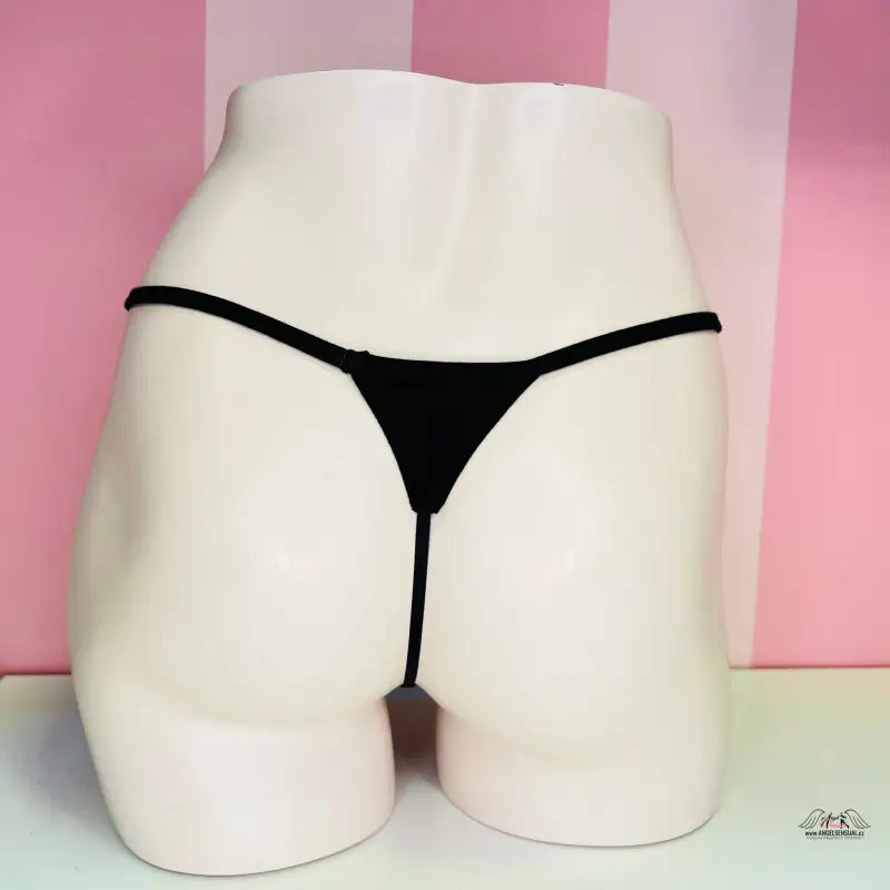 Bílá figurína s černou tanga, Victoria’s Secret Tanga Set, luxusní set pěti kalhotek