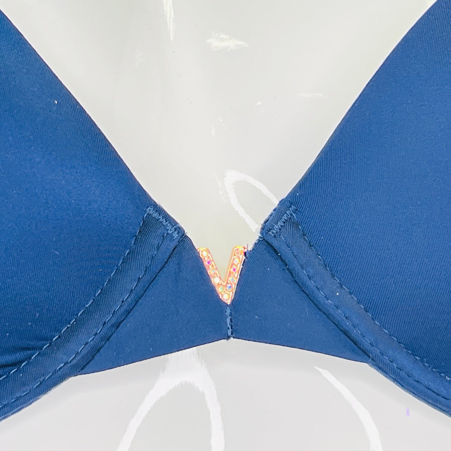 Modrá podprsenka s nastavitelnými ramínky a V-výstřihem s rhinestonemi, Victoria’s Secret