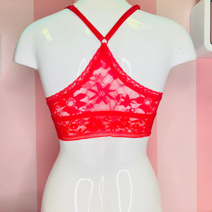 Red lace bralette with racerback straps on mannequin, sexy červená krajková braletka