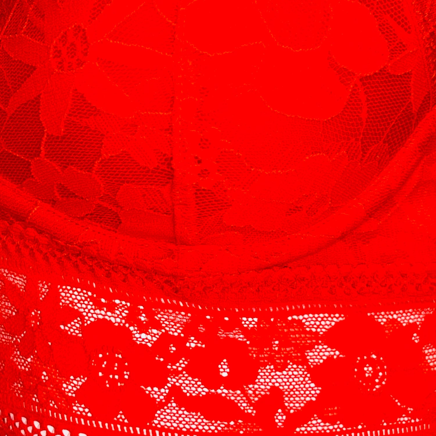 Red floral lace fabric of the sexy červená krajková braletka secret lace
