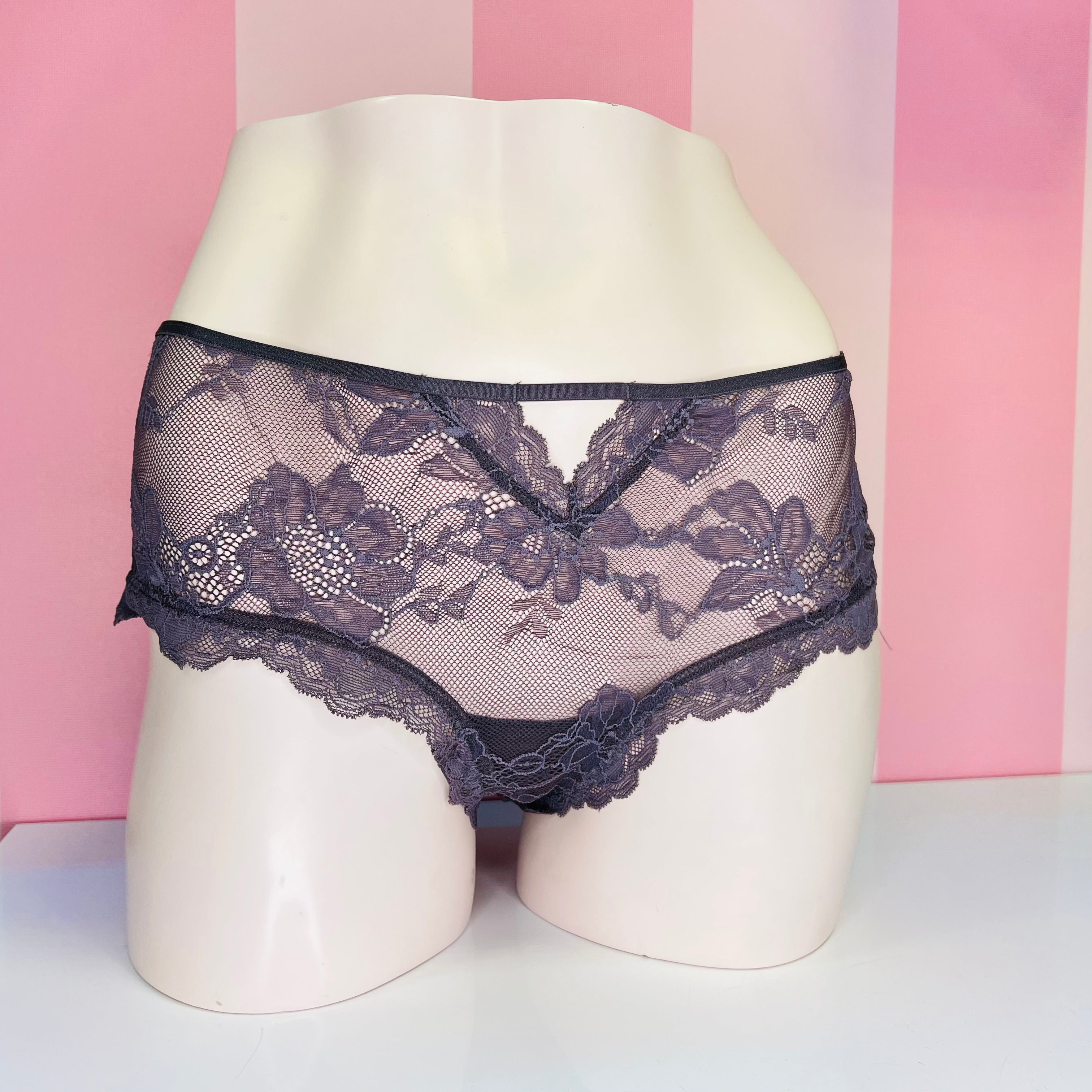 Elastické krajkové kalhotky Victoria’s Secret Kalhotky Síťované s květinovým vzorem