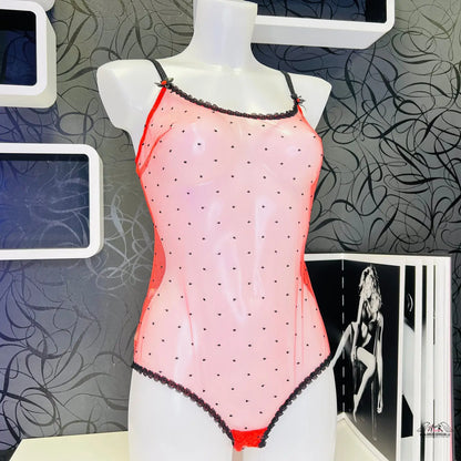 Manekýn s růžovým body poppie s černými puntíky od Agent Provocateur