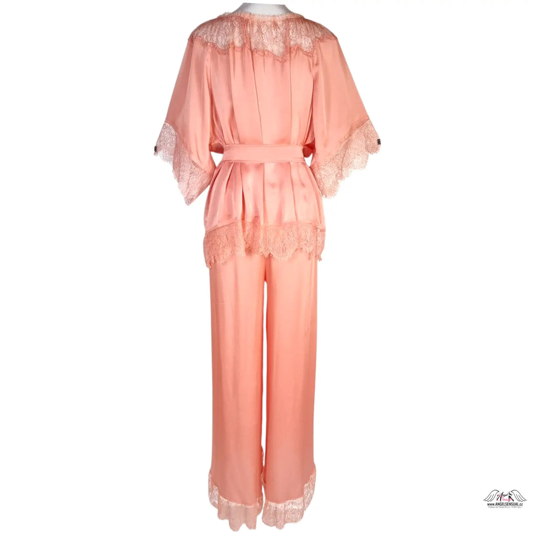 Agent Provocateur Racqulle Peach pyžamový set s krajkovým lemem, elegantní a komfortní