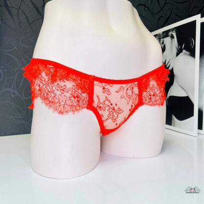 Red lace kalhotky Adara s červenými kamínky od Agent Provocateur