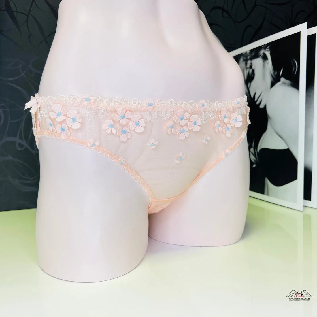 Peach-colored floral embroidered kalhotky Bethanie from Agent Provocateur apparel & accessories