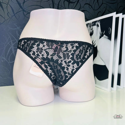 Krajkové kalhotky Agent Provocateur Kalhotky Nicolle na figuríně, pevnějšího materiálu