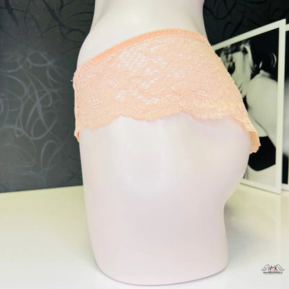 Peach lace underwear with jemnou síťovinou from Agent Provocateur Kalhotky Peachy, lingerie
