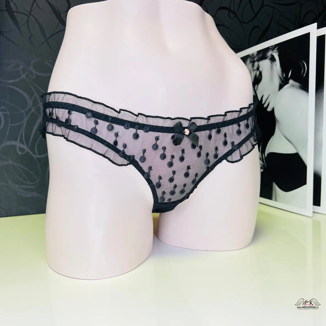 Agent Provocateur Krajkové Kalhotky Zazou s černou puntíkovanou síťovinou