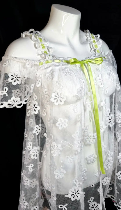 Bílé krajkové župánkové košilka laurelie babydoll s limetkově zelenou stuhou