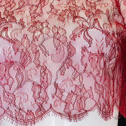 Hedvábný top Priya Agent Provocateur Krajkový Top Priya s růžovým a červeným krajkovým detailem