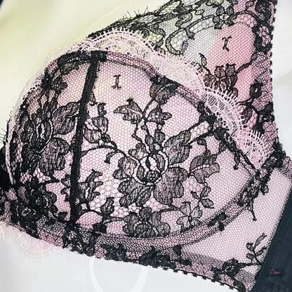 Luxusní krajková podprsenka Agent Provocateur Podprsenka Garcia Black Pink, elegantní podprsenka