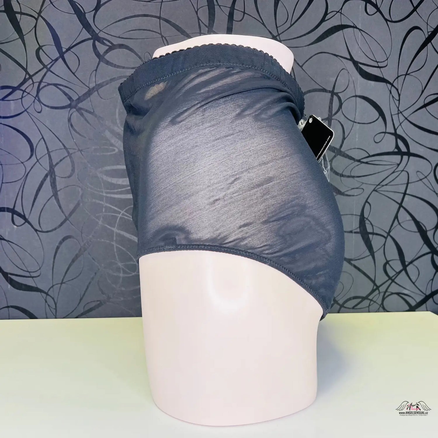 Sheer tmavě modré kalhotky Agent Provocateur Damson s vysokým pasem