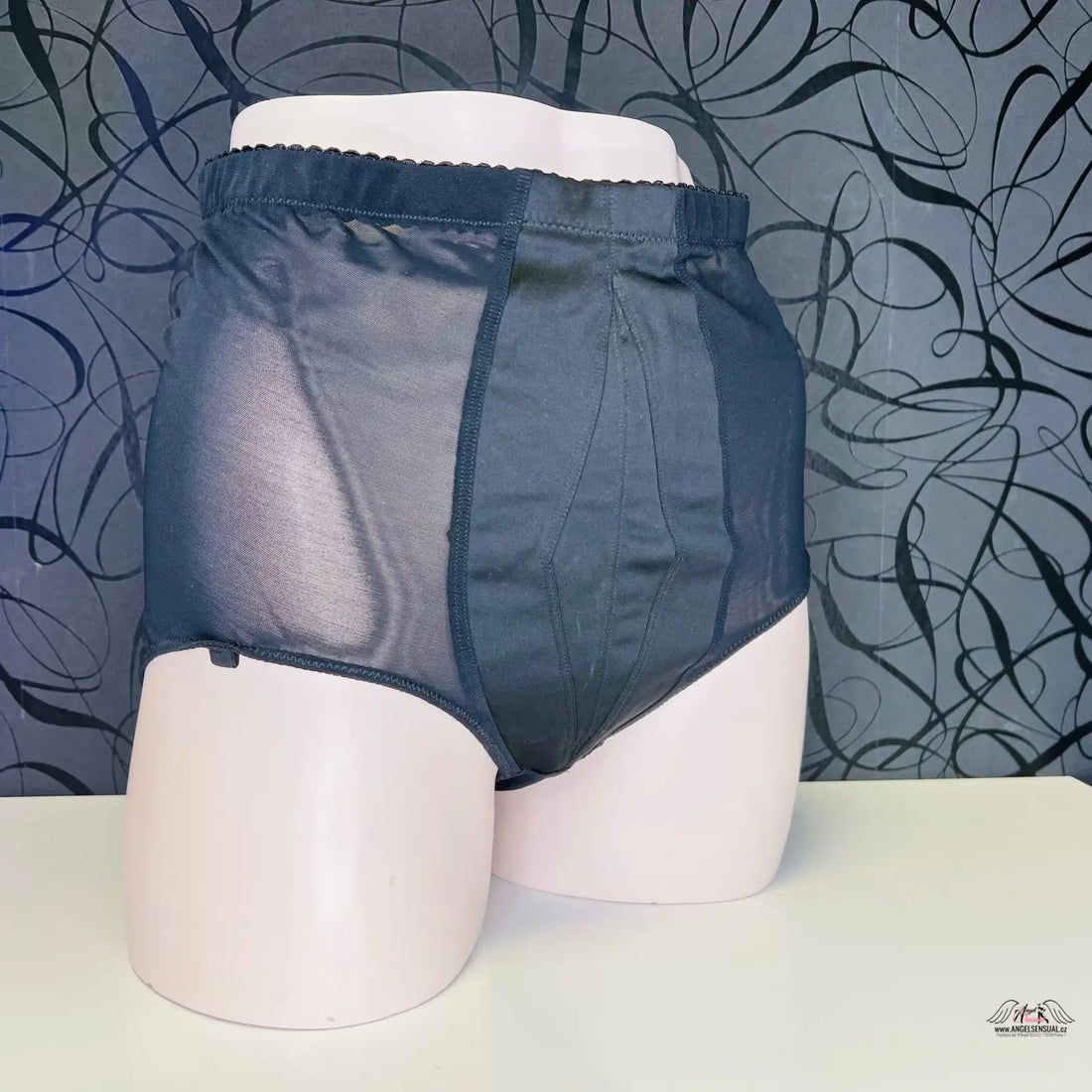 Black vysokým pasem agent provocateur damson černé šněrovací kalhotky