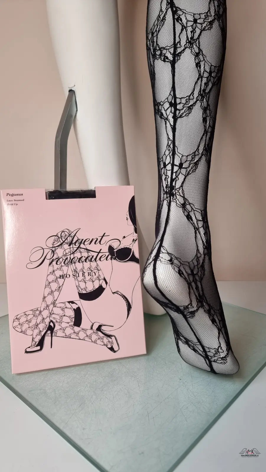 Black lace patterned stockings from Agent Provocateur Pegasus podvazkové punčochy