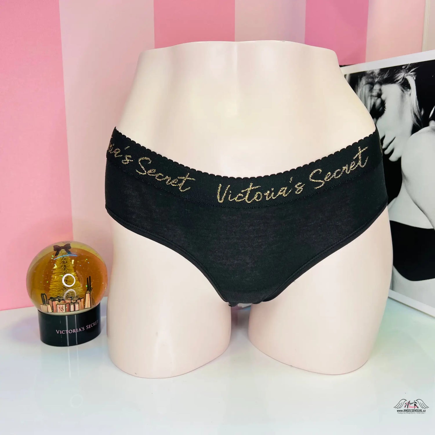 Bavlněné kalhotky - S / Černá / Nové se štítky - Kalhotky Victoria’s Secret