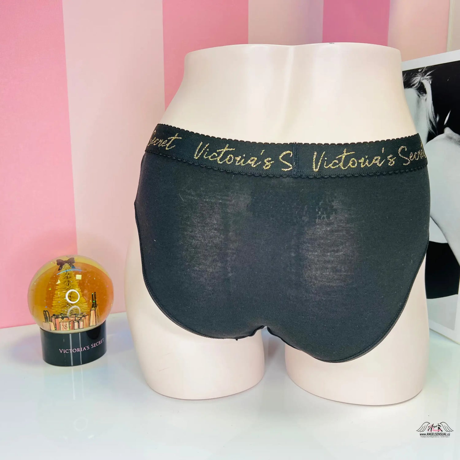 Bavlněné kalhotky - S / Černá / Nové se štítky - Kalhotky Victoria’s Secret