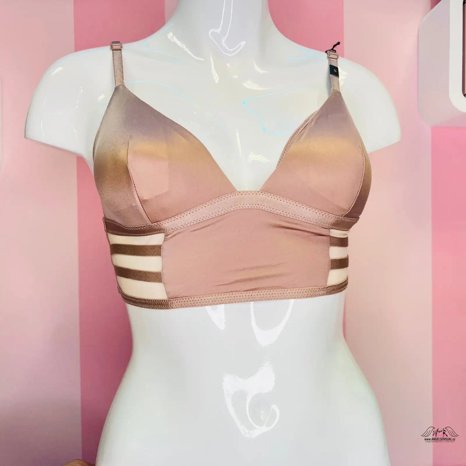 Nude bralette s zlato pruhovanými bočními panely na figuríně