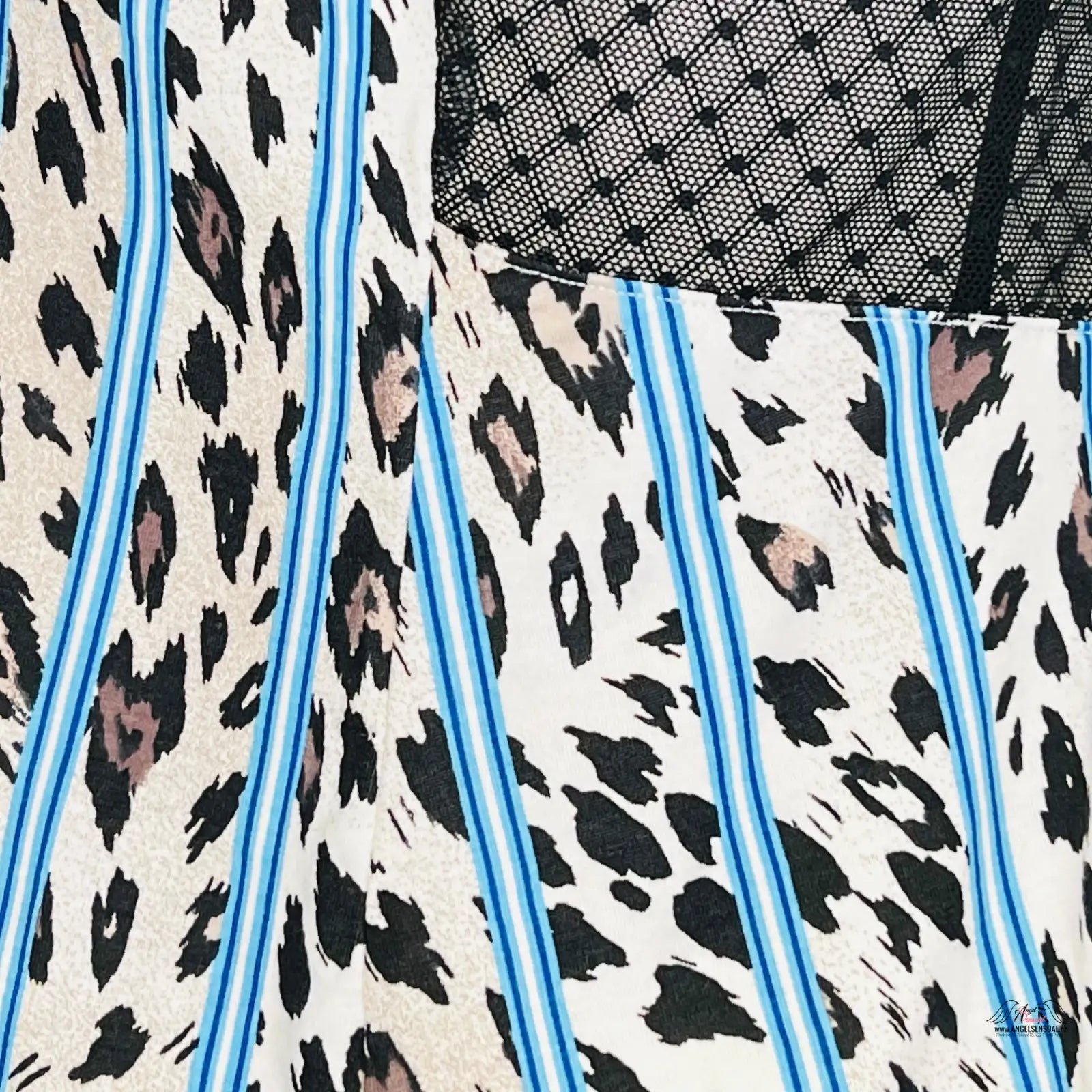 Elegantní košilka s jemnou krajkou Victoria’s Secret na látce se leopardími skvrnami