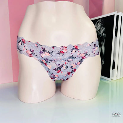 Elegantní krajkové tanga PINK s květinovým motivem pro šarm a pohodlí