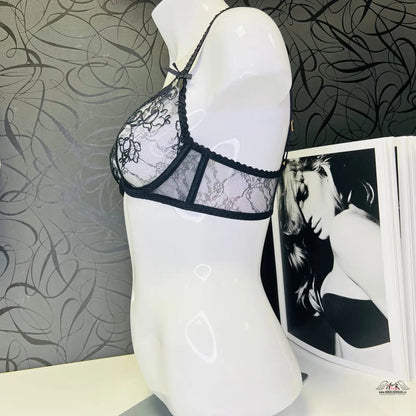 Černobílá krajková podprsenka Elegantní Larreta s luxusním komfortem
