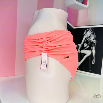Korálové ruched bikini kalhotky z Elegantní Plážový Styl pro všechny postavy
