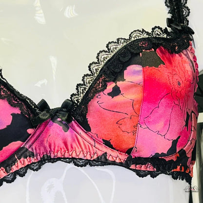 Růžová a černá podprsenka s krajkou pro Elegantní romantika June Bra Multi