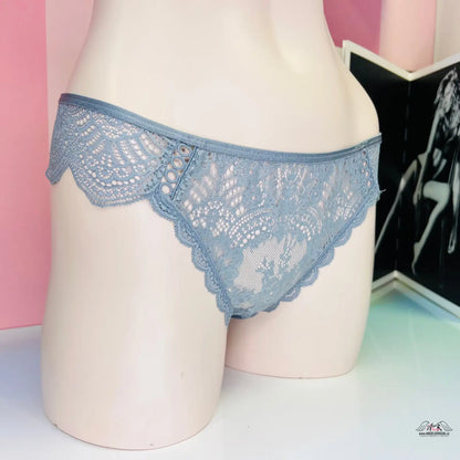 Elegantní síťované cheekini v modré krajce pro komfort a styl