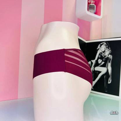 Burgundské pruhované dámské spodní prádlo Elegantní Spodní Prádlo Cheeky s lehkou síťovinou