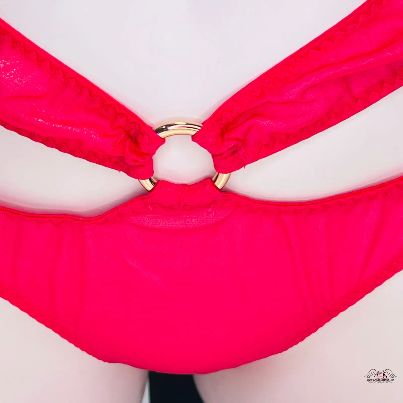 Růžová látka zavěšená v zlatých kroužcích Elegantní Vysoké Pasové Kalhotky