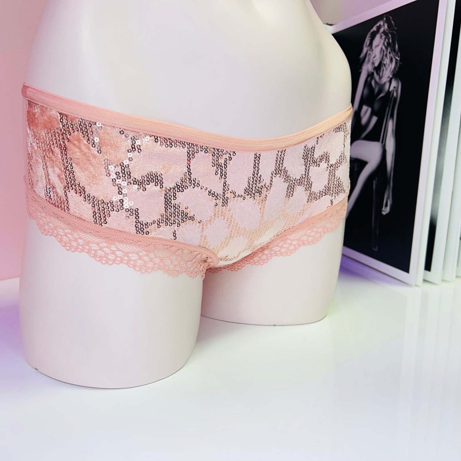 Kalhotky s flitry - Cheeky Victoria’s Secret