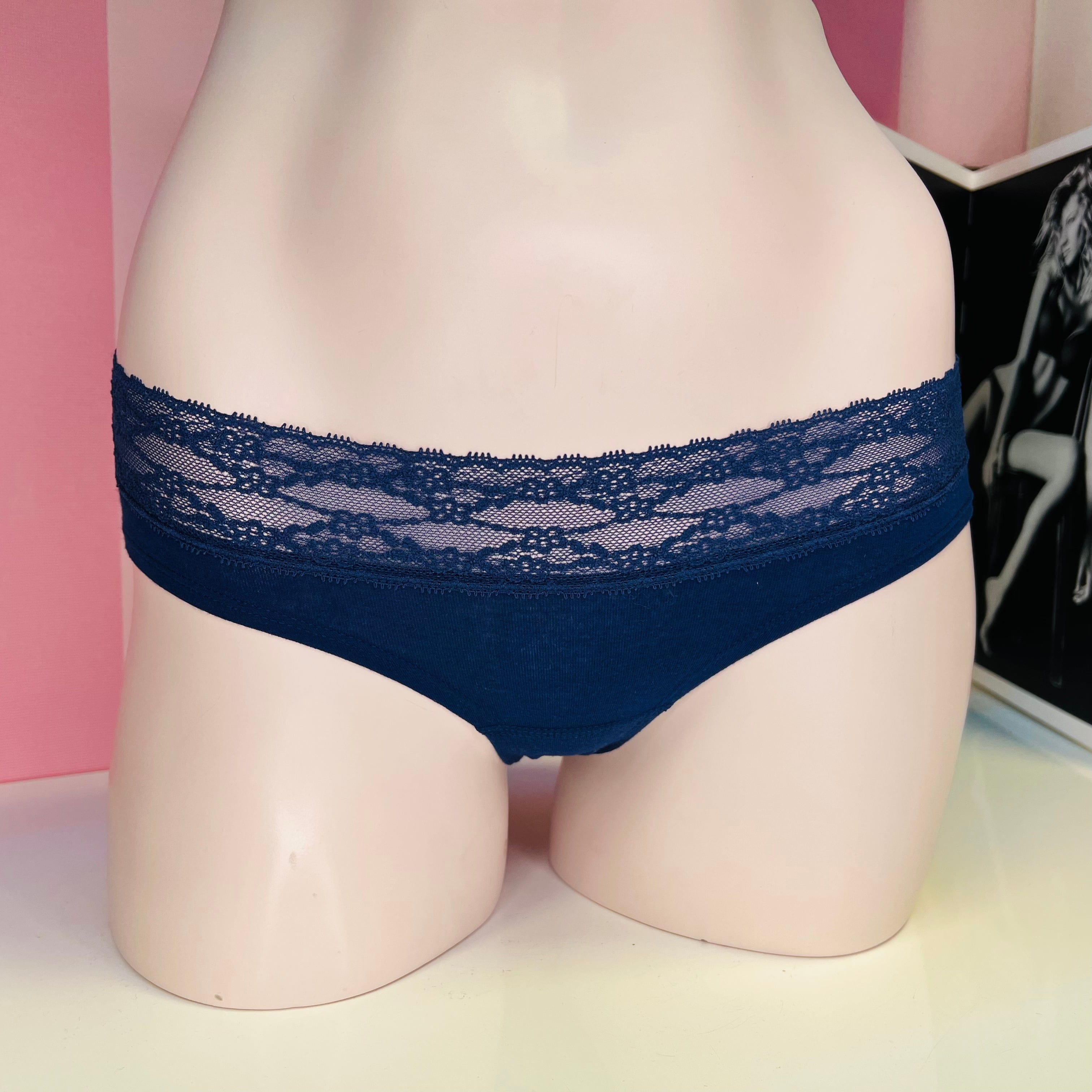 Kalhotky s jemnou krajkou - XS / Královská modř / Nové se štítky - Victoria’s Secret