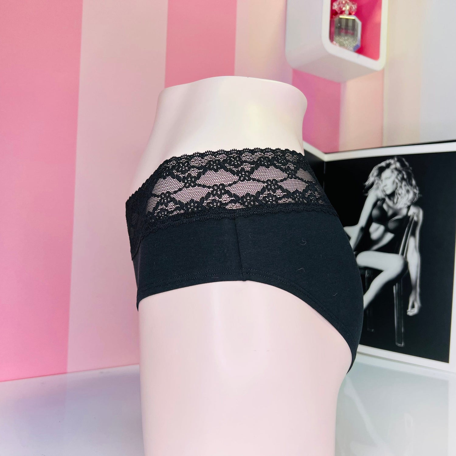 Kalhotky s nápisem - L / Černá / Nové se štítky - Victoria’s Secret