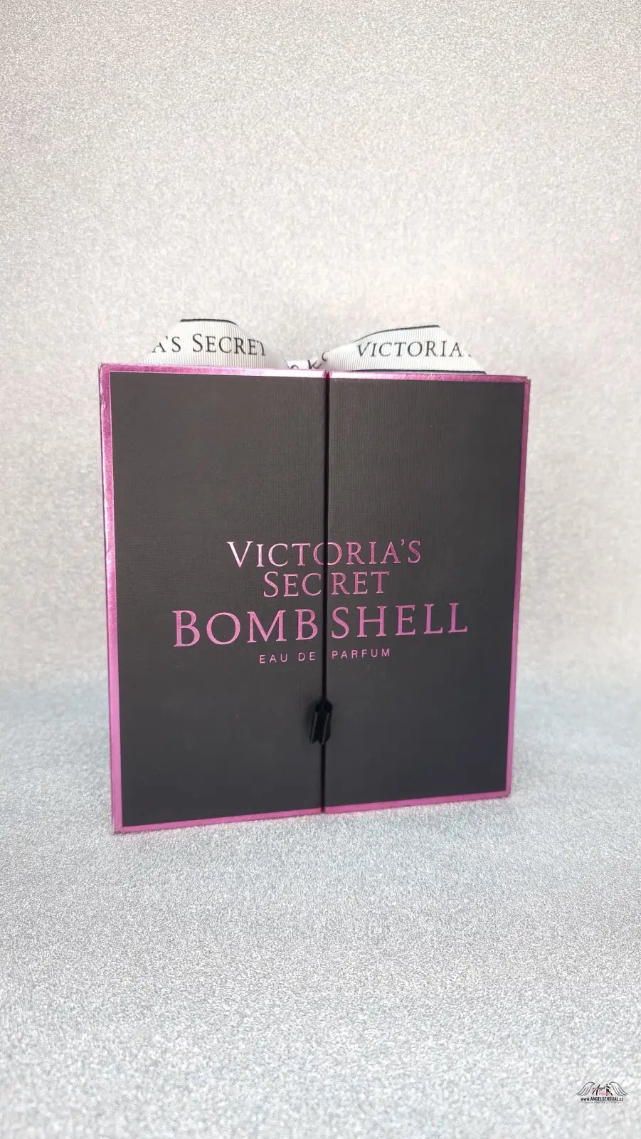 Victoria’s Secret Bombshell parfémové balení v cestovním balíčku třpytivých vůní