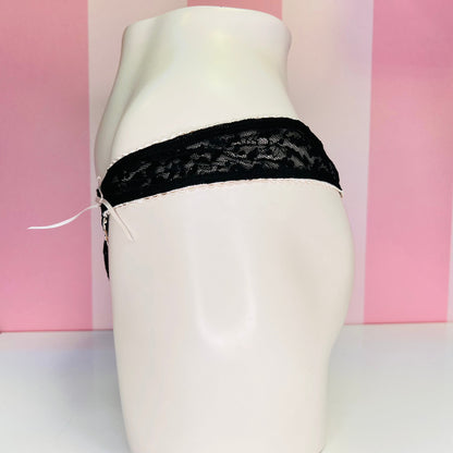 Krajkové kalhotky - XL / Černá / Nové se štítky - Tanga Victoria’s Secret