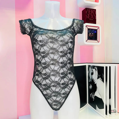 Lace Teddy Bodysuit - XS / Černá / Nové se štítky - Body Victoria’s Secret