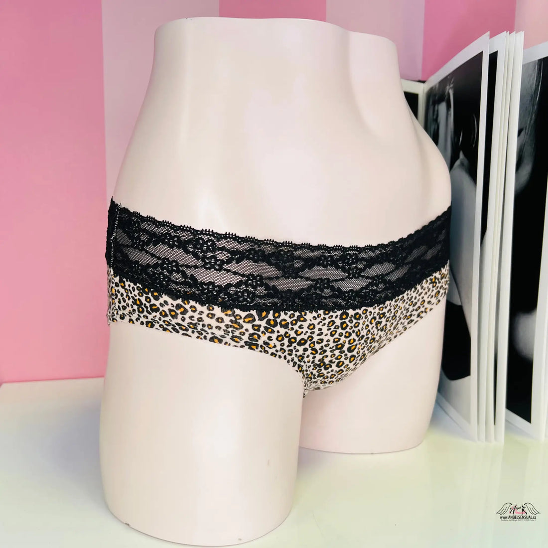 Leopardí kalhotky - S / Leopard / Nové se štítky - Kalhotky Victoria’s Secret
