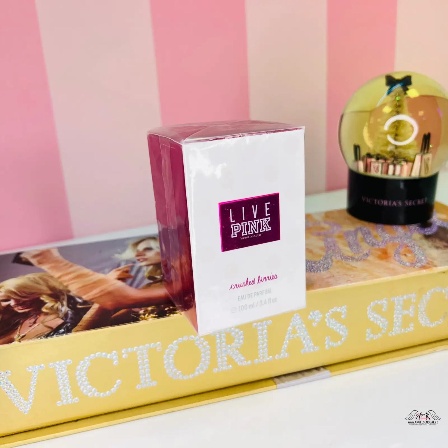 Boxované parfémy Live Pink Crushed s vůní malin a jasmínu