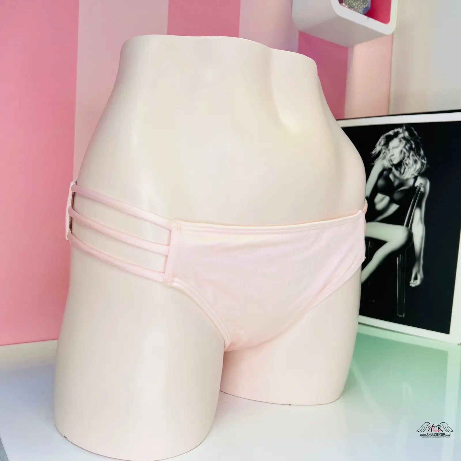 Růžové bikiny Luxus a elegance od Victoria’s Secret v třpytivém provedení