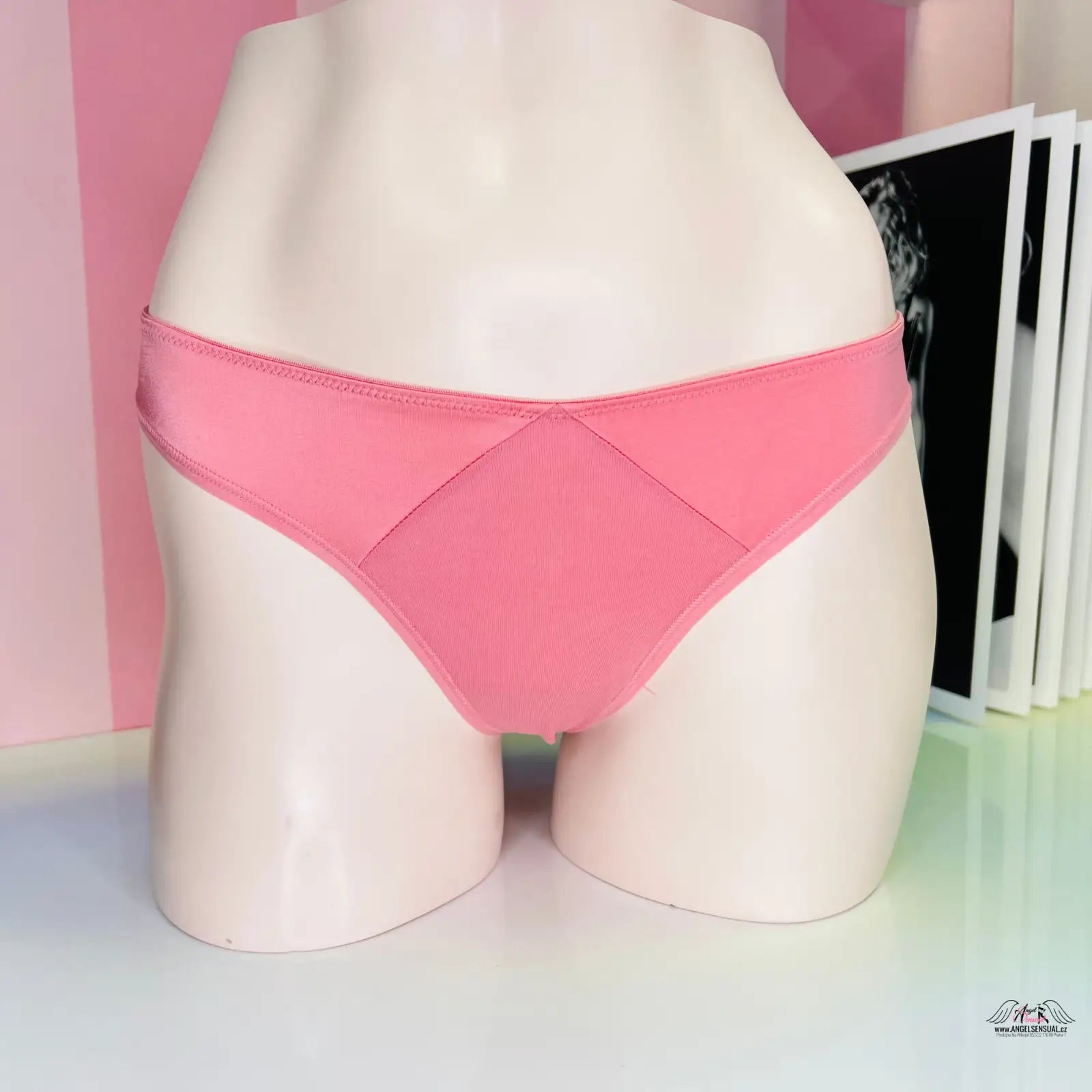 Růžové dámské spodní prádlo Luxus a Komfort s Tanga od Tanga