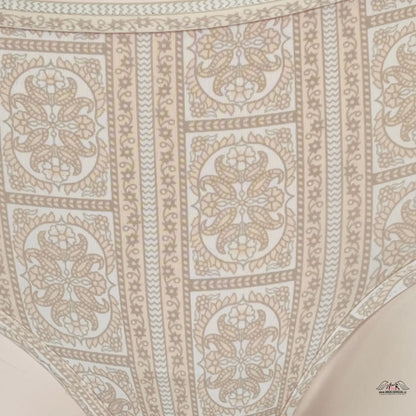 Luxusní jemné kalhotky Victoria’s Secret s květinovými a geometrickými vzory