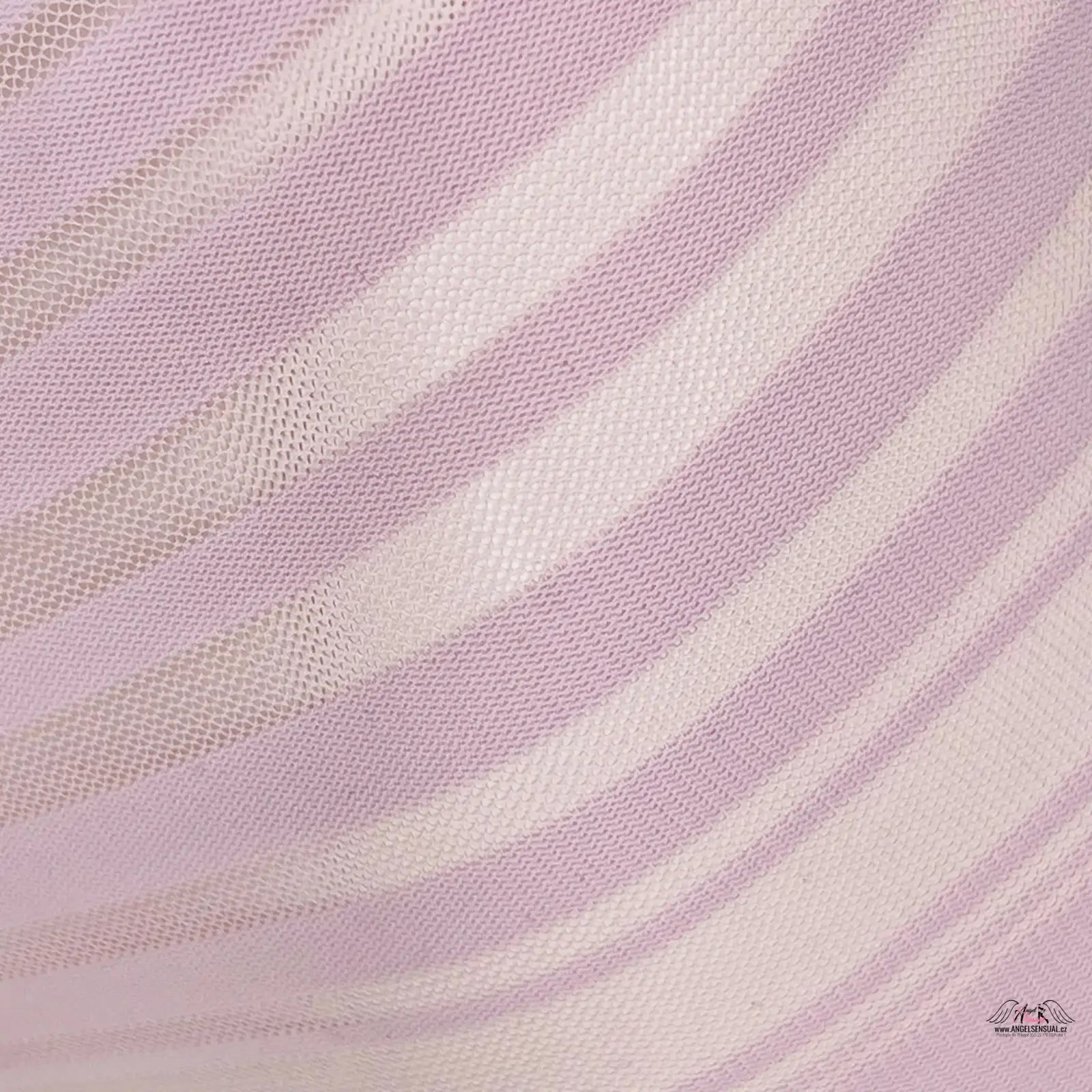 Detailní pohled na růžovo-bílý pruhovaný textil Luxusní Kalhotky