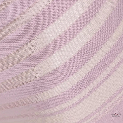 Detailní pohled na růžovo-bílý pruhovaný textil Luxusní Kalhotky