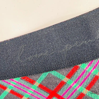 Kostkované spodní prádlo s elastickým pasem od PINK pro komfort a styl